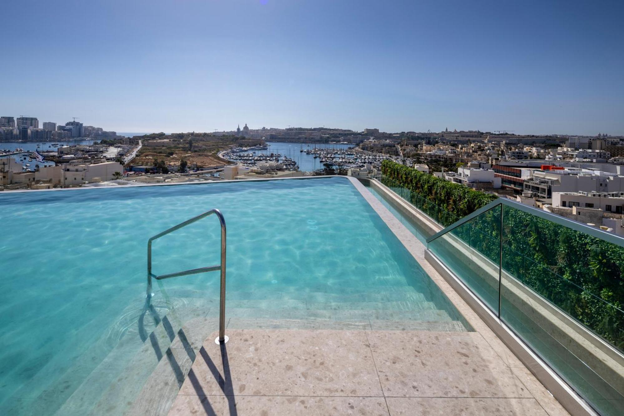 Grands Suites Hotel Residences And Spa Gzira Exterior foto